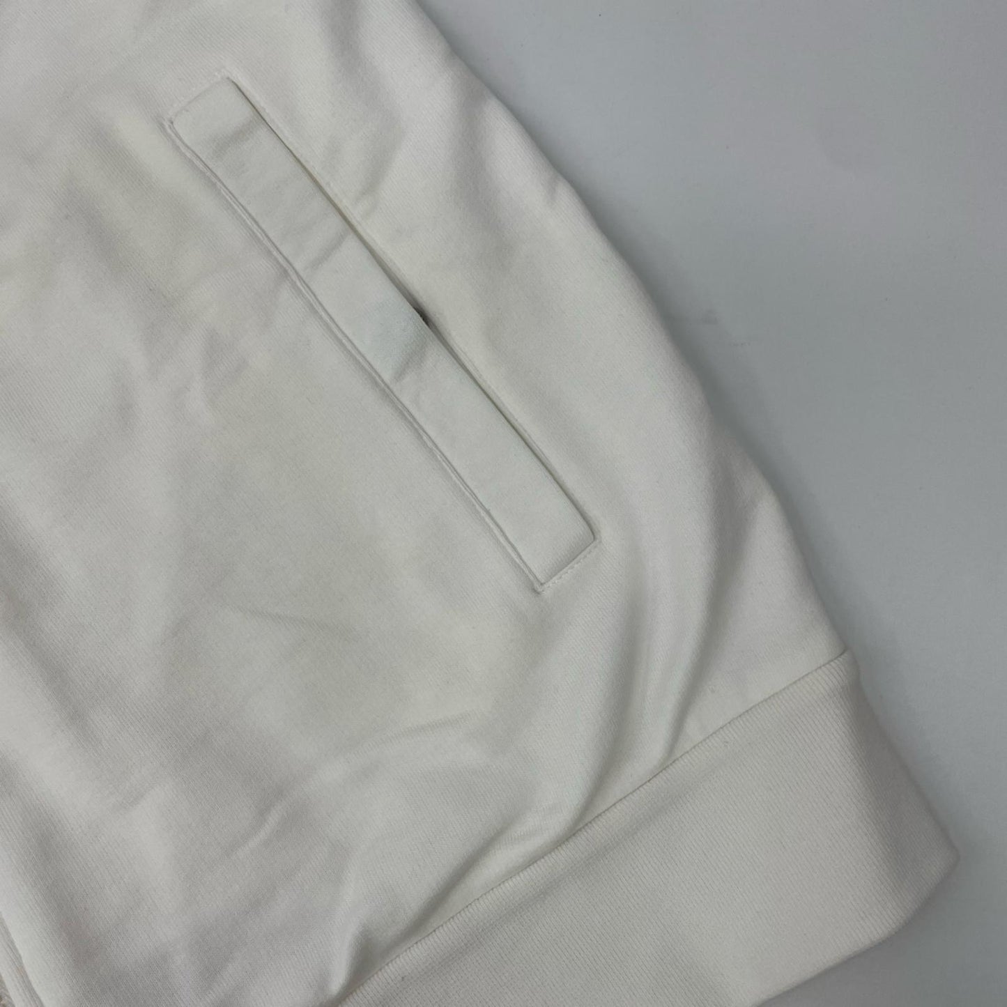 MONCLER モンクレール 20年製 ホワイト MAGLIA CARDIGAN C/CAPPUCCIO エンボスロゴ フーデットジップアップパーカ トップス