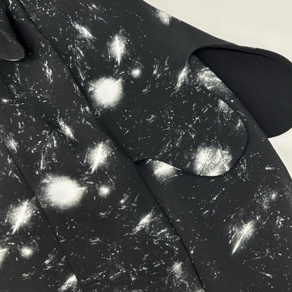 ENFOLD 24SS 300HS133-0560 Black Polyester Glass Transfer Broken Glasses DRIP-COLLAR DRESS One-Piece Dress