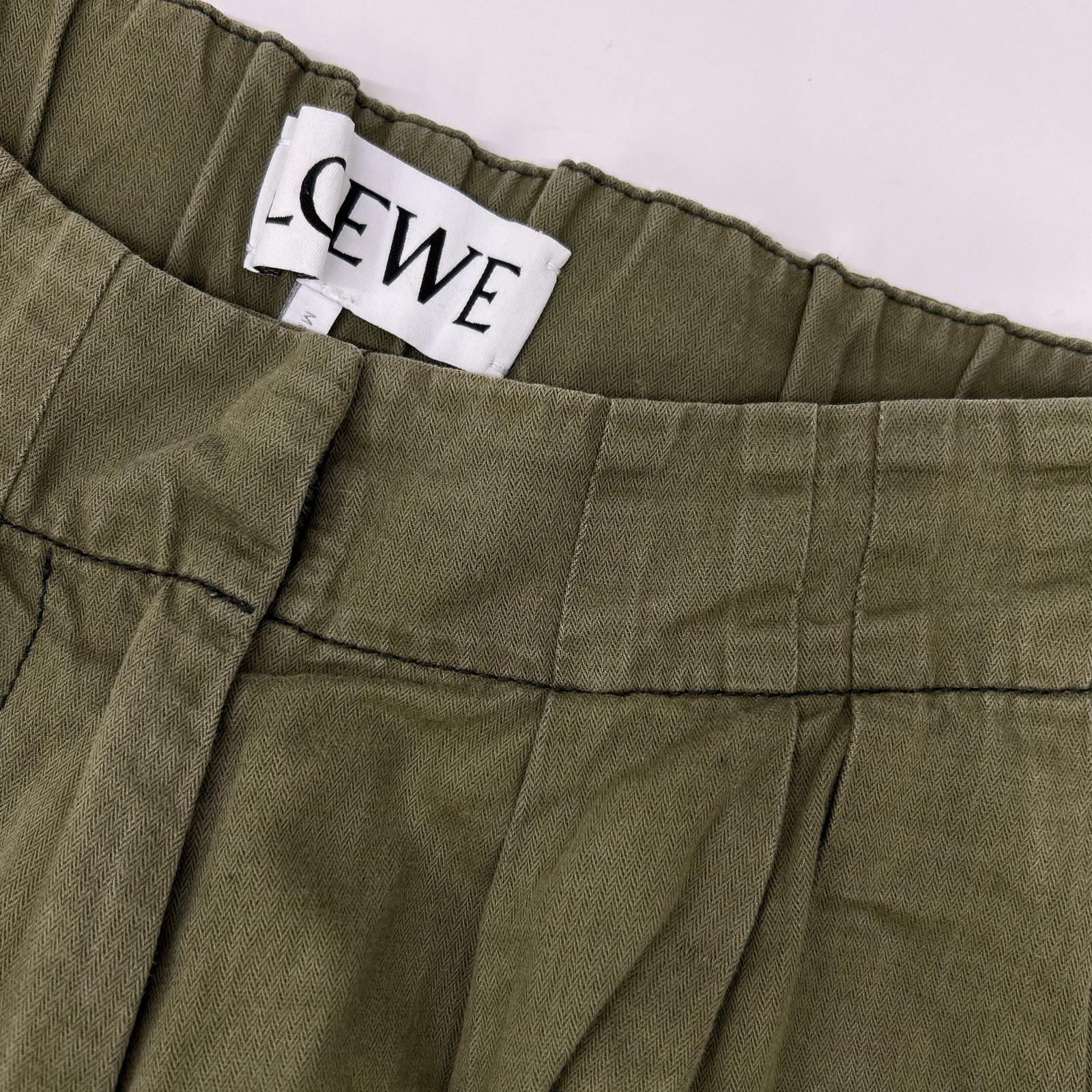 LOEWE ロエベ S359331XCS カーキ リネン混 リボーンモチーフ クロップドパンツ ボトムス