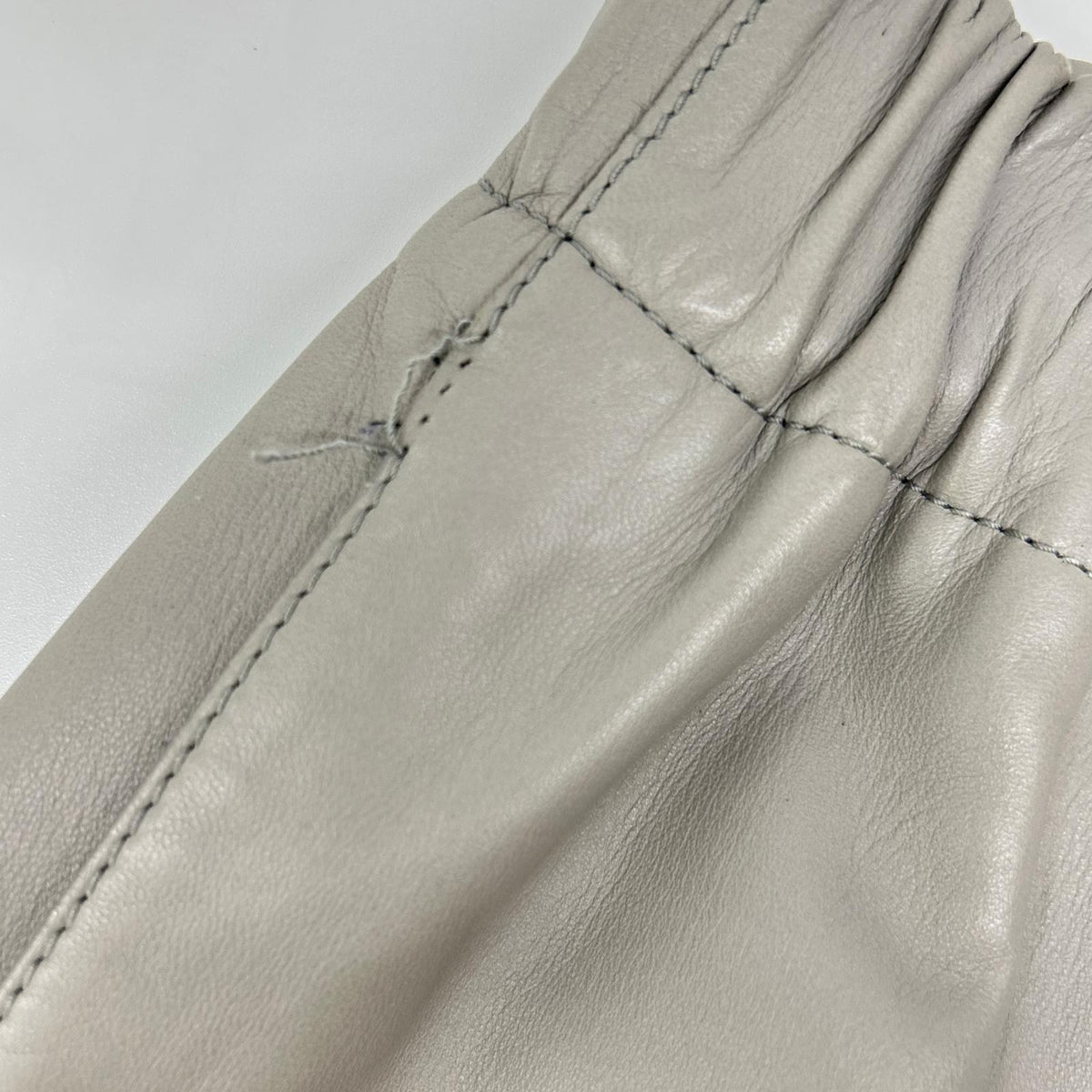 LOEWE ロエベ S540Y20L12 ライトグレー ラムスキン エラスティケイテッド レザートラウザーズ パンツ ボトムス