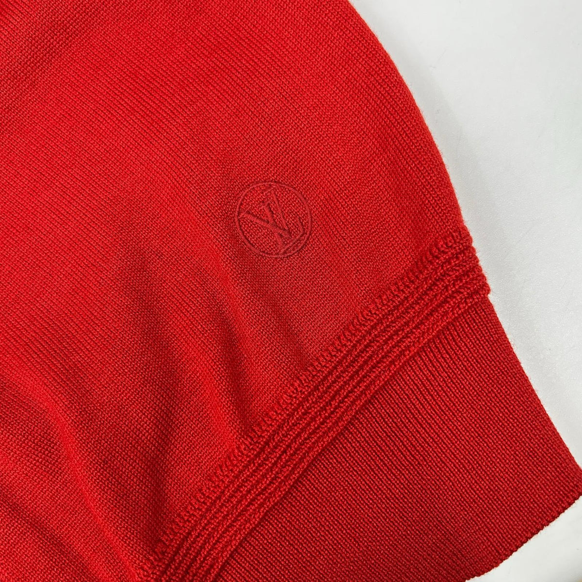 LOUIS VUITTON HAN53WF87 Red Wool × Silk LV Circle Embroidery Lambskin Elbow Patches Drivers' Knit Jacket
