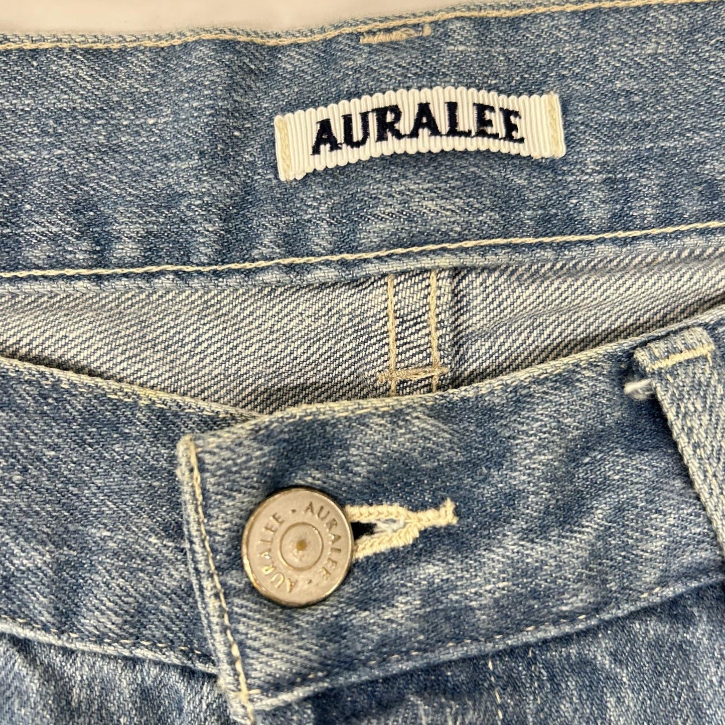 AURALEE オーラリー A24SP07DE 24SS ライトインディゴ SELVEDGE FADED LIGHT DENIM WIDE PANTS ボタンフライワイドデニムパンツ ボトムス