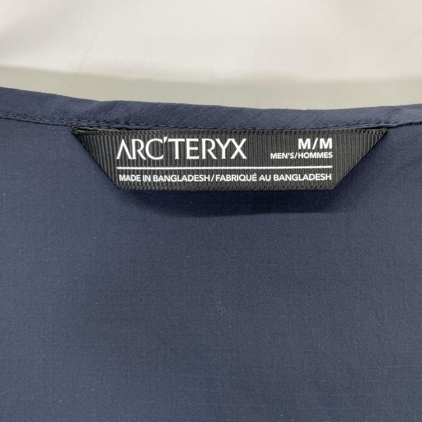 ARC'TERYX アークテリクス X000007411 22年製 ネイビー Squamish Hoody スコーミッシュ フーディ ナイロンジャケット ジャケット