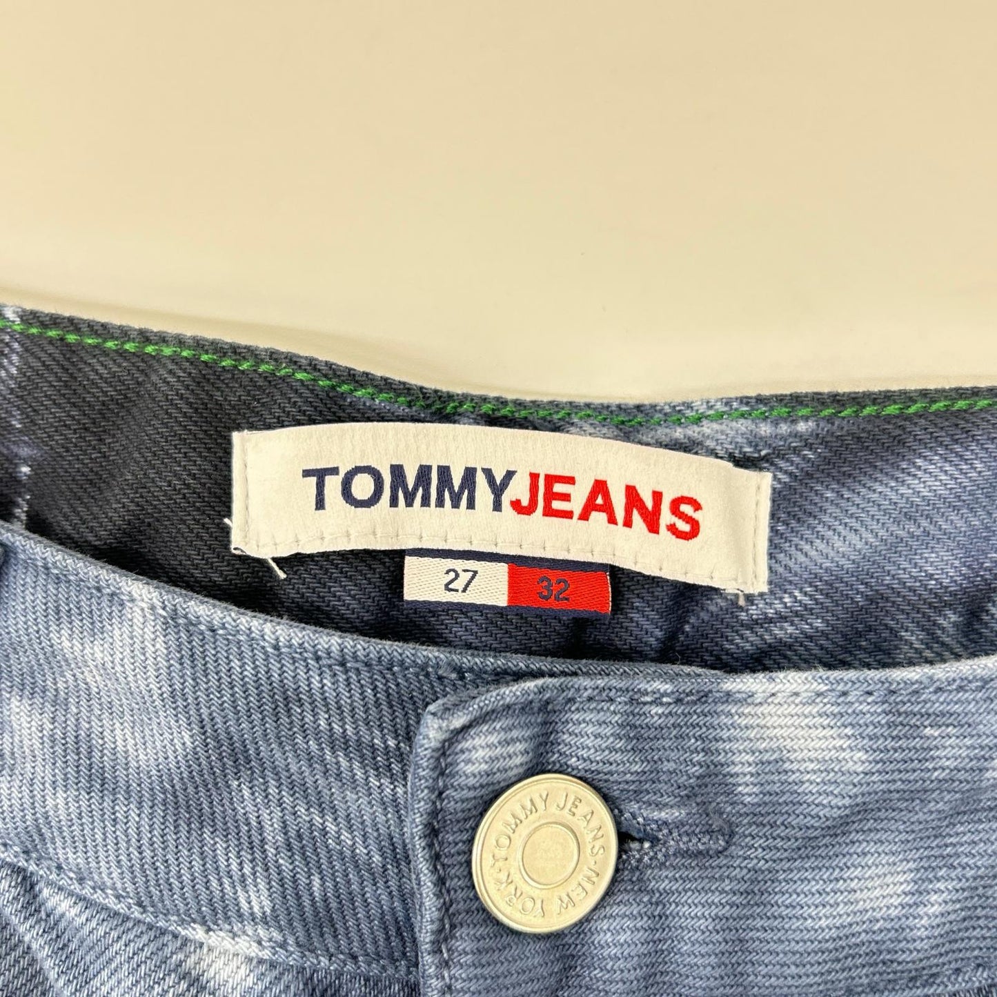 tommy jeans トミージーンズ ブルー 総柄 染め ローライズバギージーンズ ボトムス
