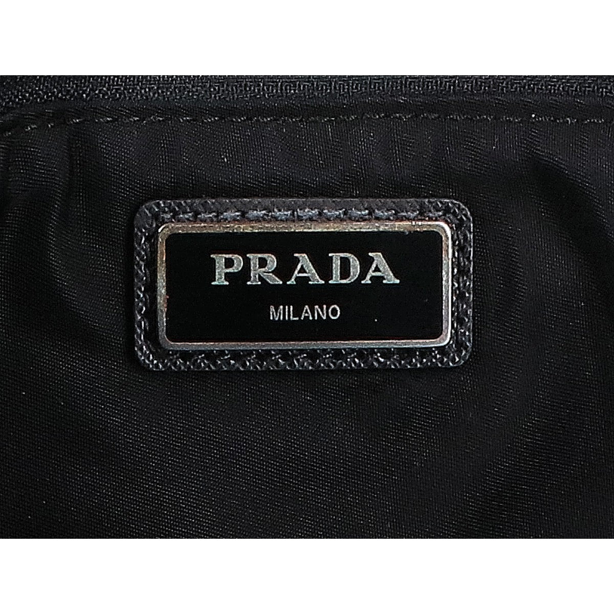 PRADA プラダ 美品 2VL003 ナイロン x サフィアーノ ロゴデザイン トライアングルプレート キルティングウエストバッグ ボディバッグ
