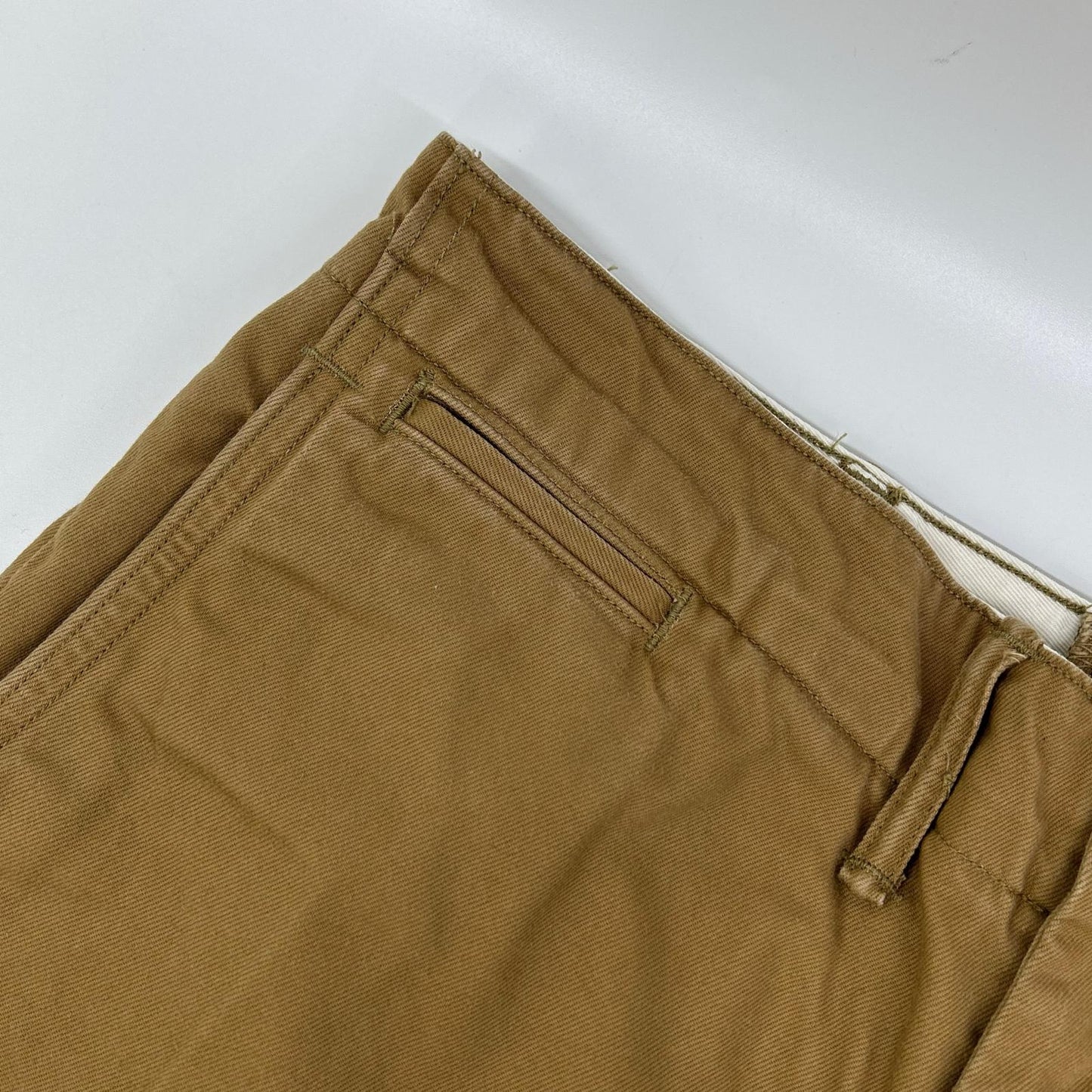 RRL ダブルアールエル ベージュ ボタンフライ オフィサーズチノパンツ ボトムス