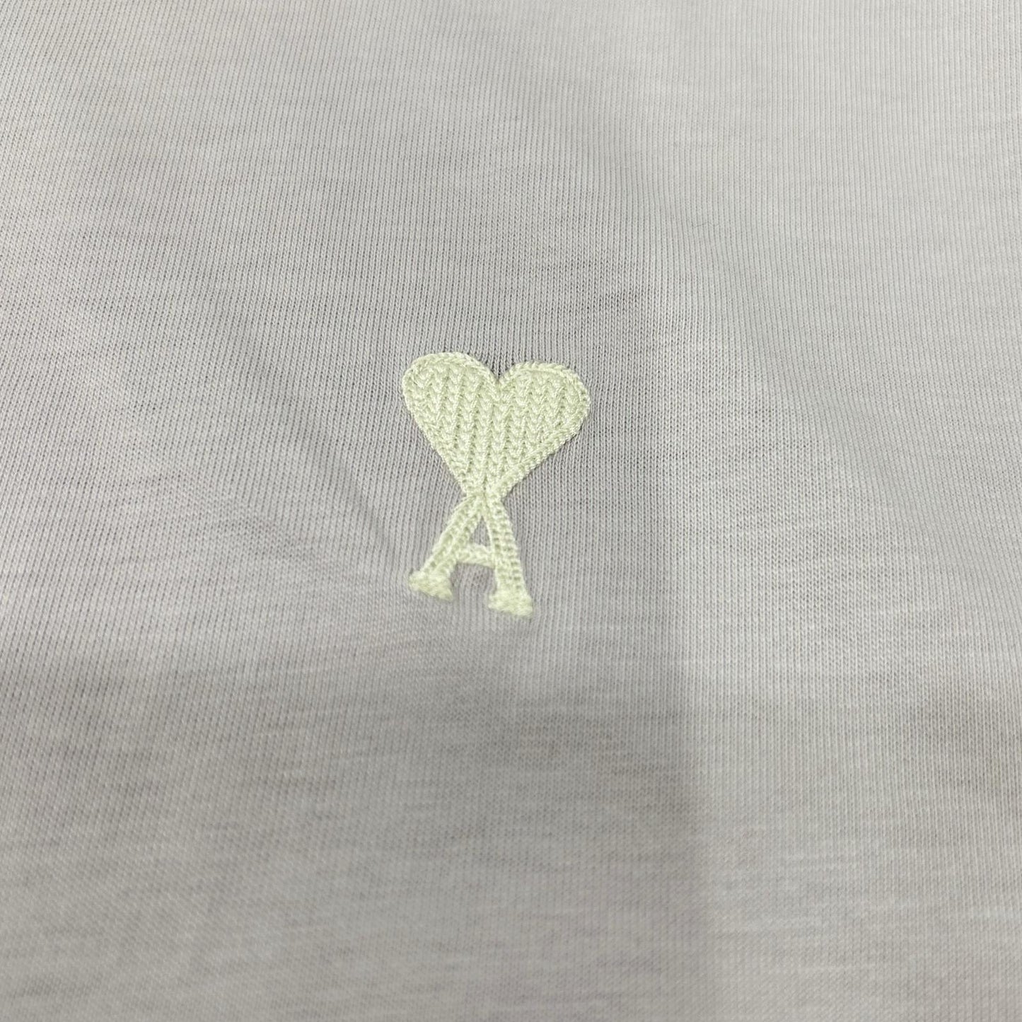 AMI PARIS アミパリス HTS060.724 ライトパープル Ami de Coeur Tシャツ トップス
