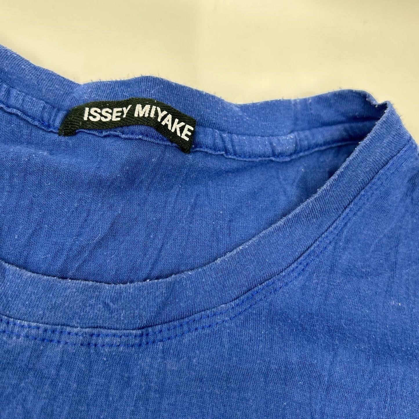 ISSEY MIYAKE MEN イッセイミヤケメン ME11JK018 ブルー ナイロンパッチワーク Tシャツ トップス