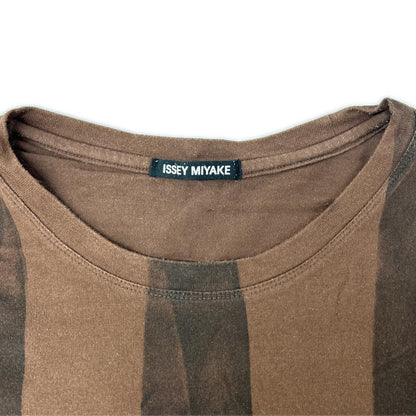ISSEY MIYAKE MEN イッセイミヤケメン ME03JK431 ブラウン グラフィックプリントTシャツ トップス
