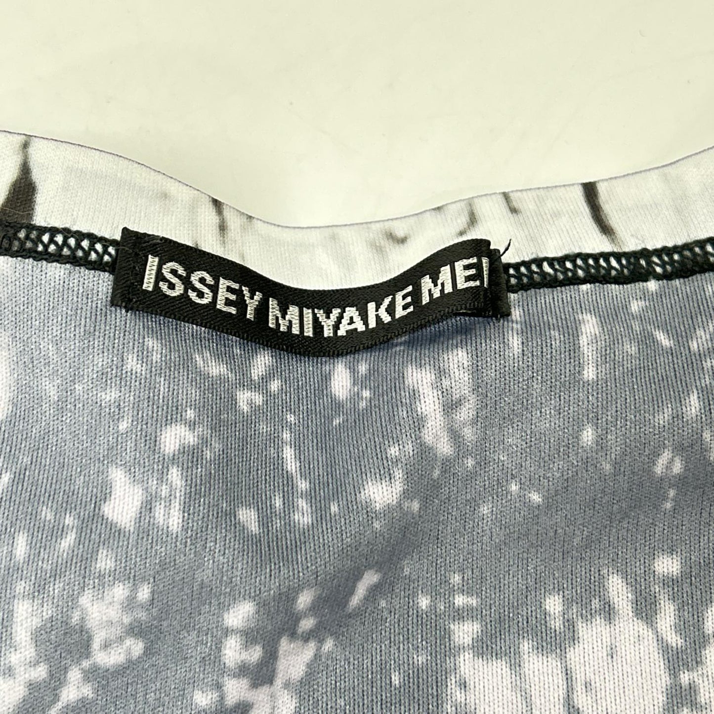 ISSEY MIYAKE MEN イッセイミヤケメン ME41JK179 14SS ブルー グラフィックストレッチTシャツ トップス