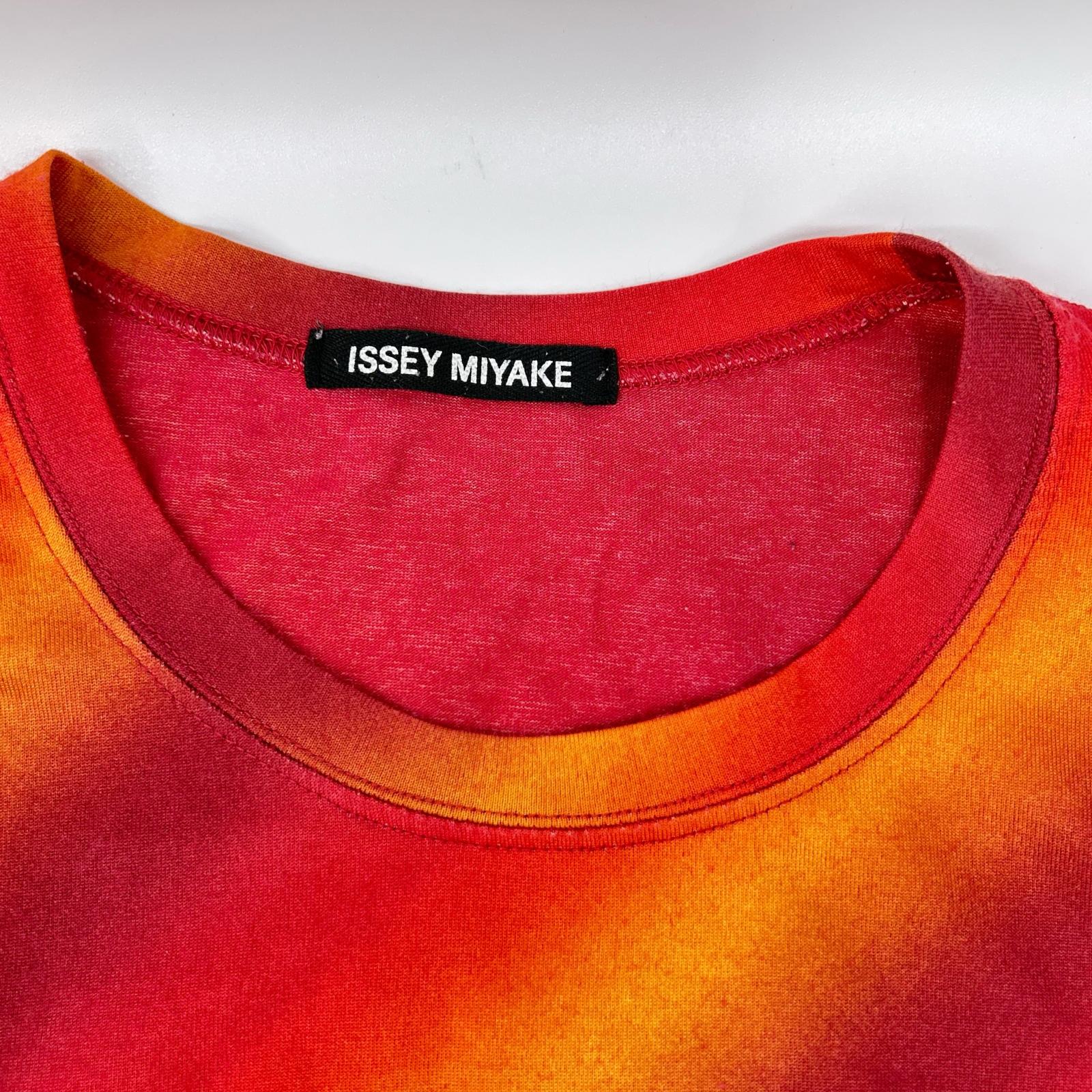 ISSEY MIYAKE MEN イッセイミヤケメン ME83JK422 レッド グラデーションTシャツ トップス
