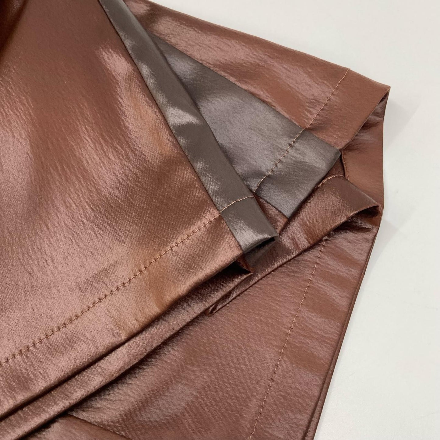 Diagram ダイアグラム 25AW 0325211334 ブラウン コーティングサテン レザーライクイージーワイドパンツ ボトムス