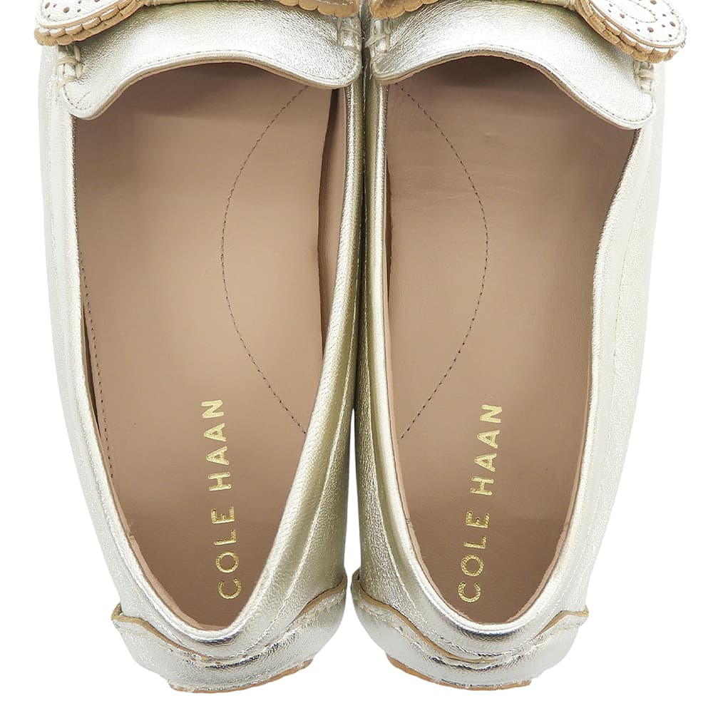 COLE HAAN コールハーン 新品同様 レザー ヨーク ボウ ローファー シューズ レディース ゴールド 7 W28013 シューズ