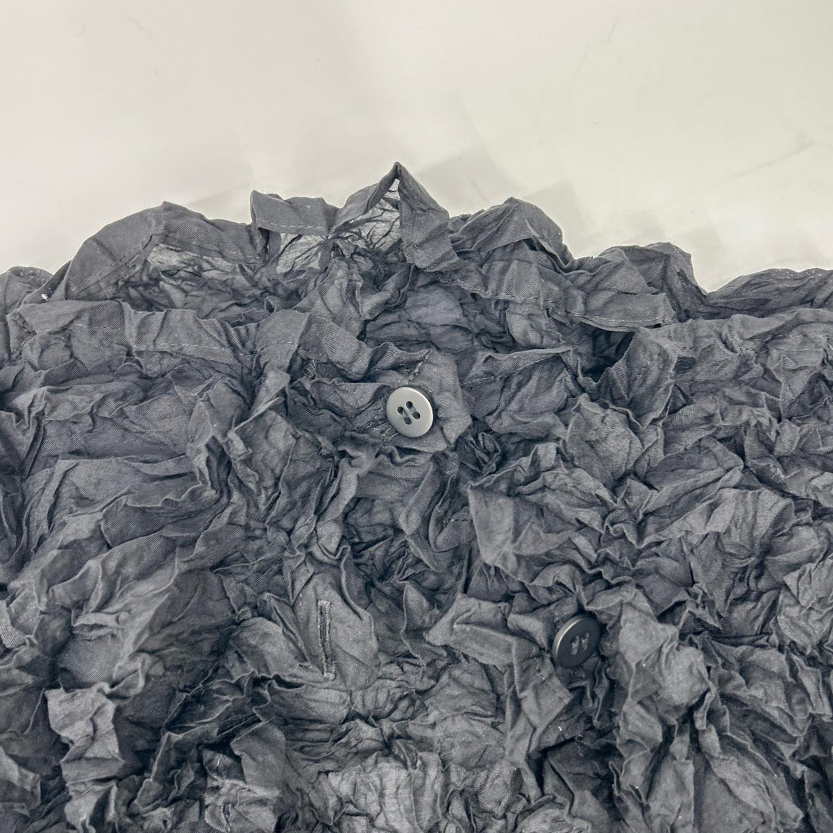 MeISSEYMIYAKE ミーイッセイミヤケ MI32FO402 ブラック MERINGUE TOP/メレンゲ トップ ボタン カーディガン トップス