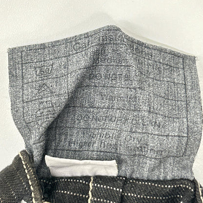 ボディソング BODYSONG Gray Checkered Camouflage-Pouch-Detailing Docking Slacks Pants Bottoms
