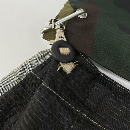 ボディソング BODYSONG Gray Checkered Camouflage-Pouch-Detailing Docking Slacks Pants Bottoms