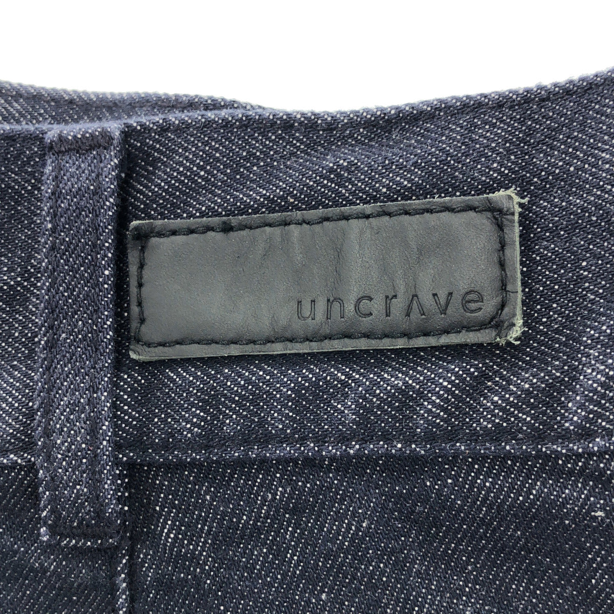 uncrave アンクレイヴ インディゴ コットン センタープレス ジップフライ テーパードデニムパンツ ボトムス