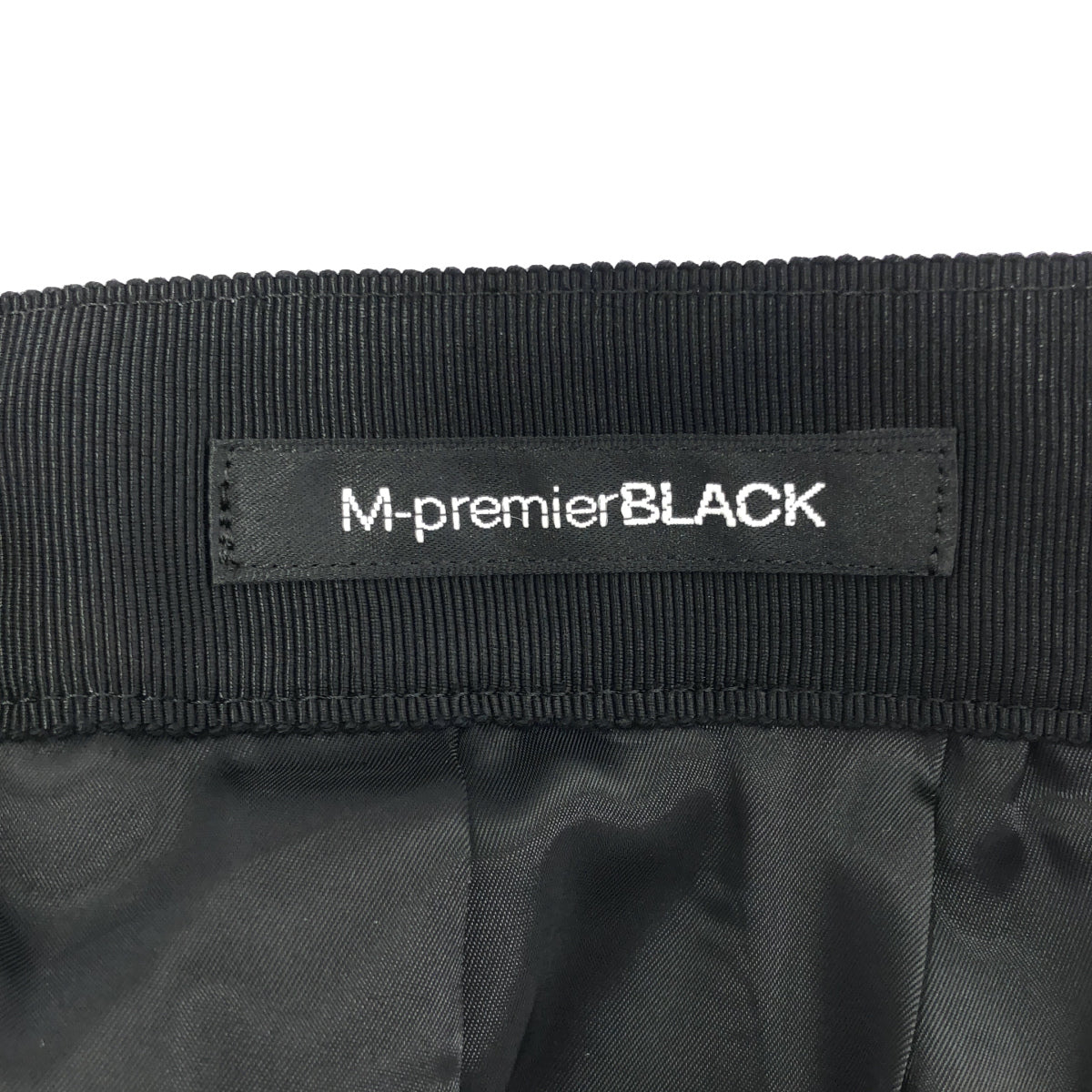 M-premierBLACK エムプルミエブラック ブラック キルトライクジャガードフレアスカート ボトムス