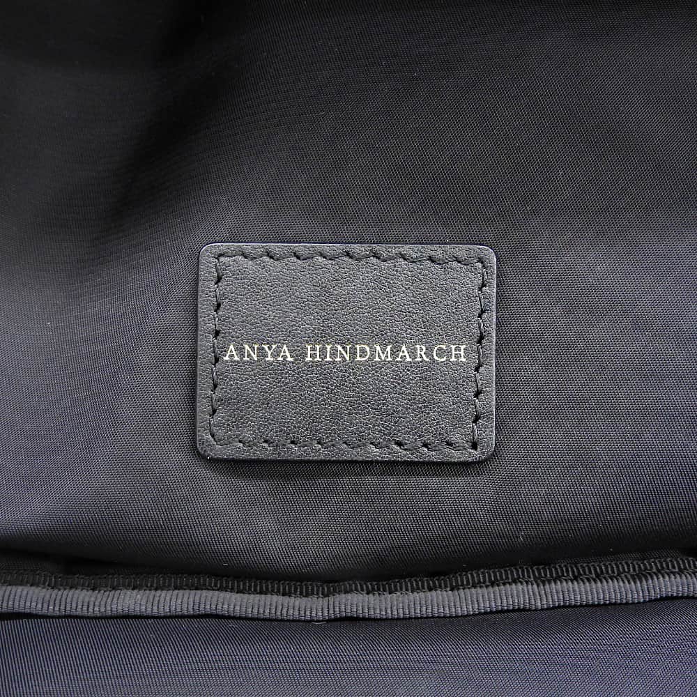 Anya Hindmarch アニヤ ハインドマーチ Labelledシリーズ エコナイロン Backpack MultiPocket マルチポケット バックパック レディース 黒