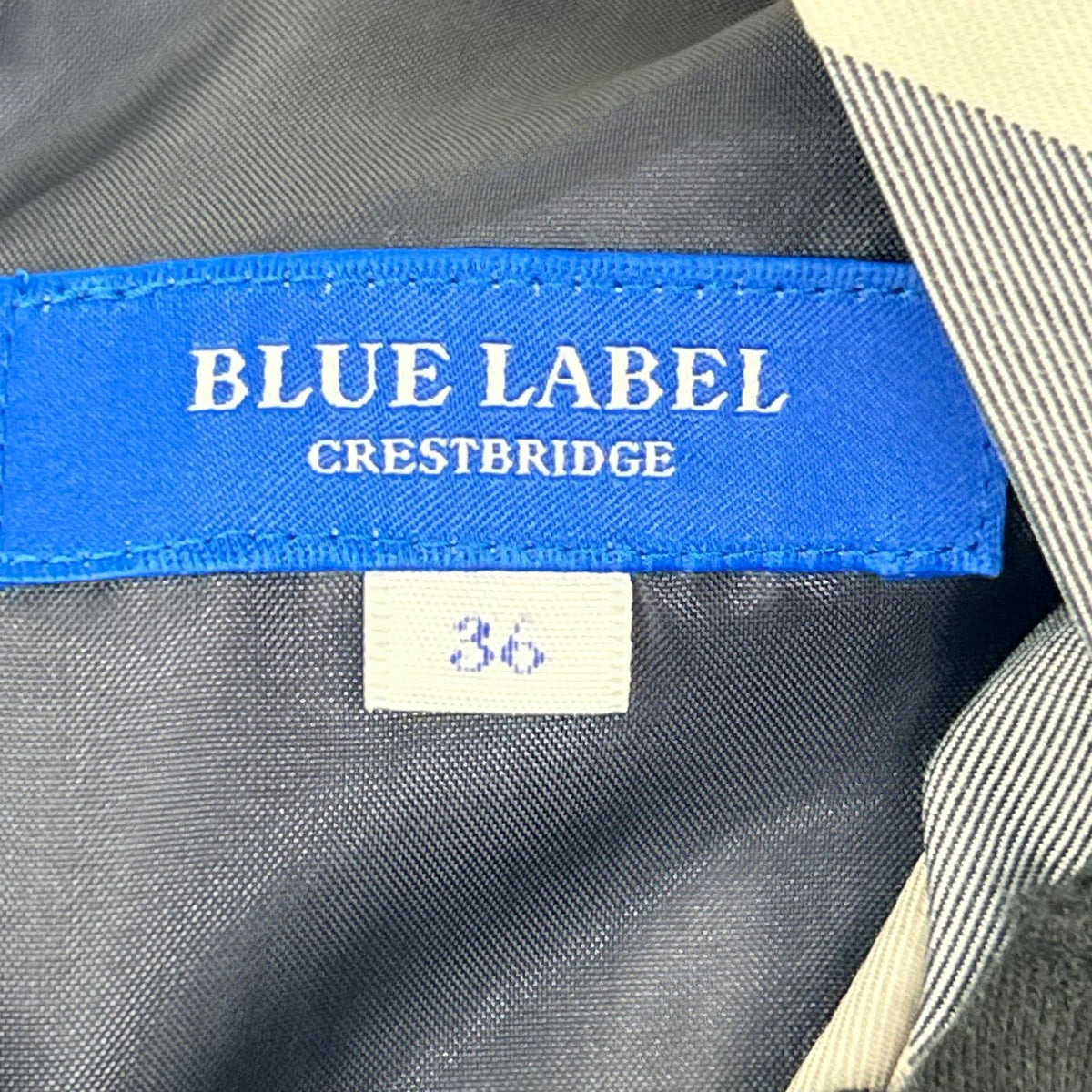 BLUE LABEL CRESTBRIDGE 55J01-501-42 Made in 2024 Beige Detachable jumper-skirt dress Dress