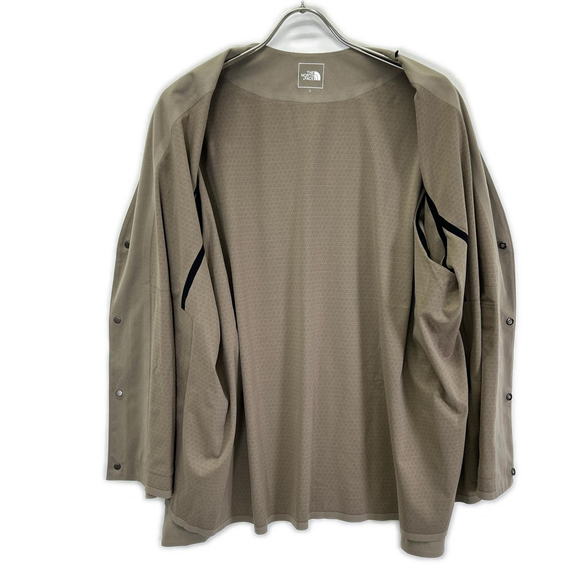 THE NORTH FACE Made in 2025 NT12560 Beige Snap-button Tech Lounge cardigan Top