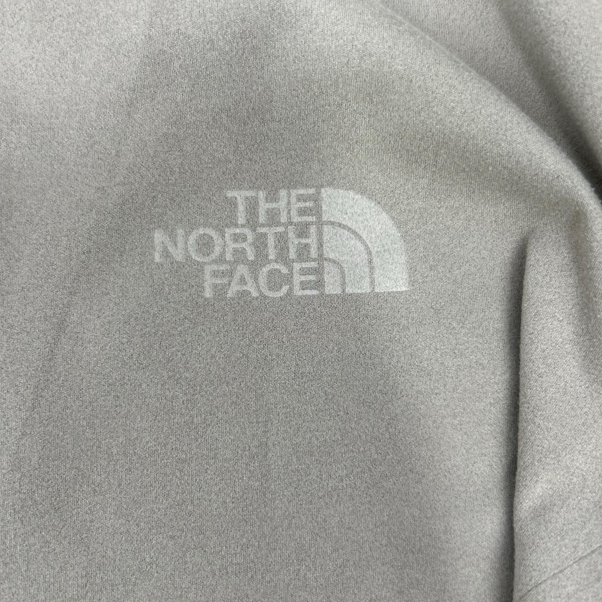 THE NORTH FACE Made in 2025 NT12560 Beige Snap-button Tech Lounge cardigan Top