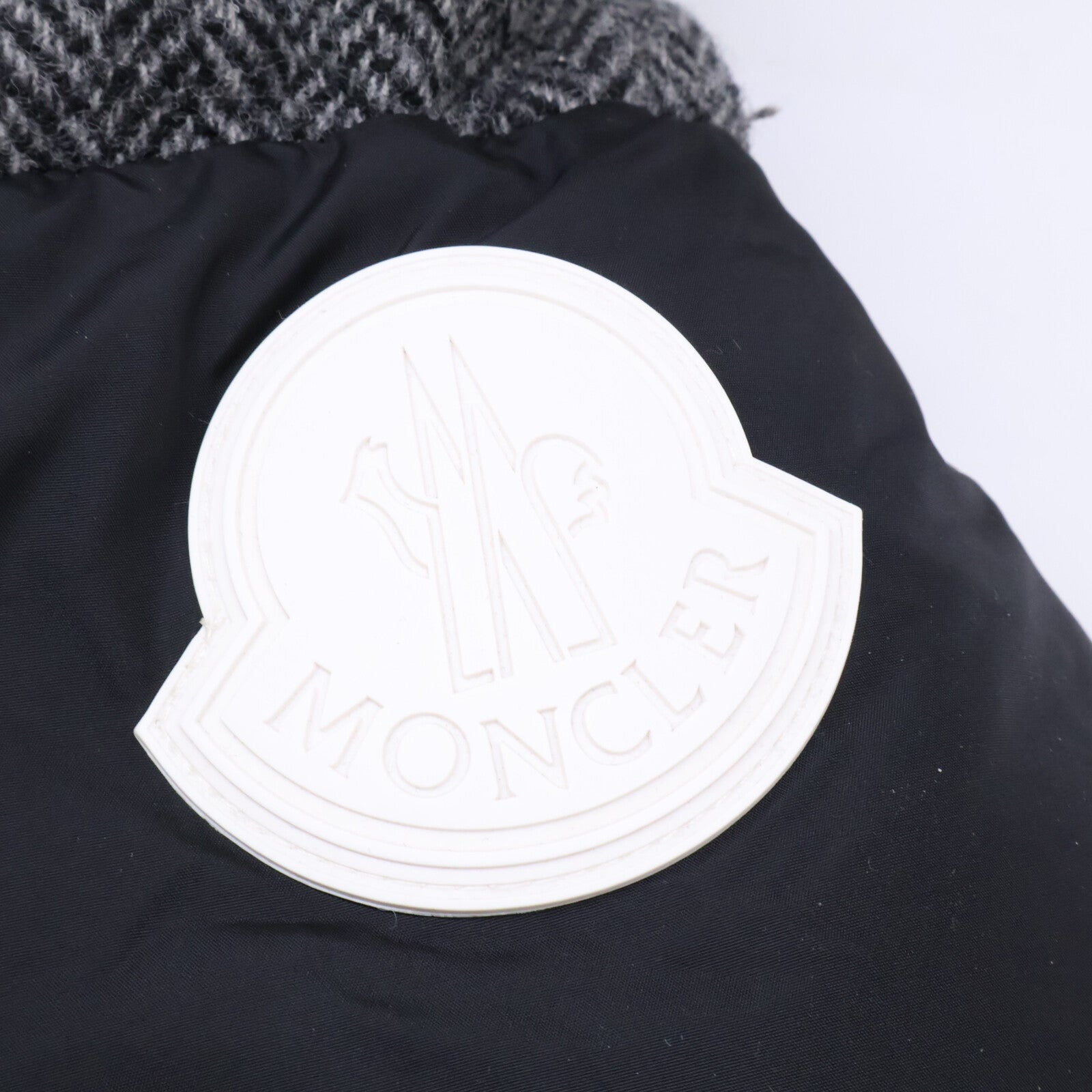 MONCLER モンクレール ROBERT ロバート ヘリンボーン切替 ファー付フーディダウンジャケット ジャケット