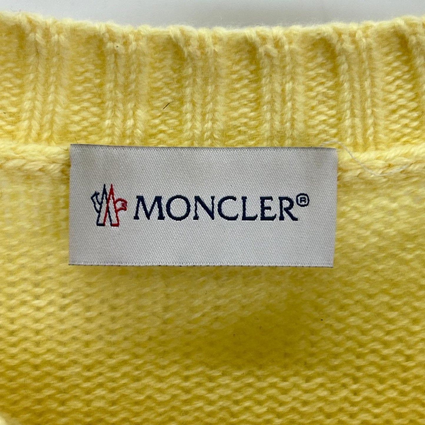 MONCLER モンクレール 23年製 GIROCOLLO TRICOT イエロー ウール×カシミヤ ロゴデザイン ニットプルオーバー