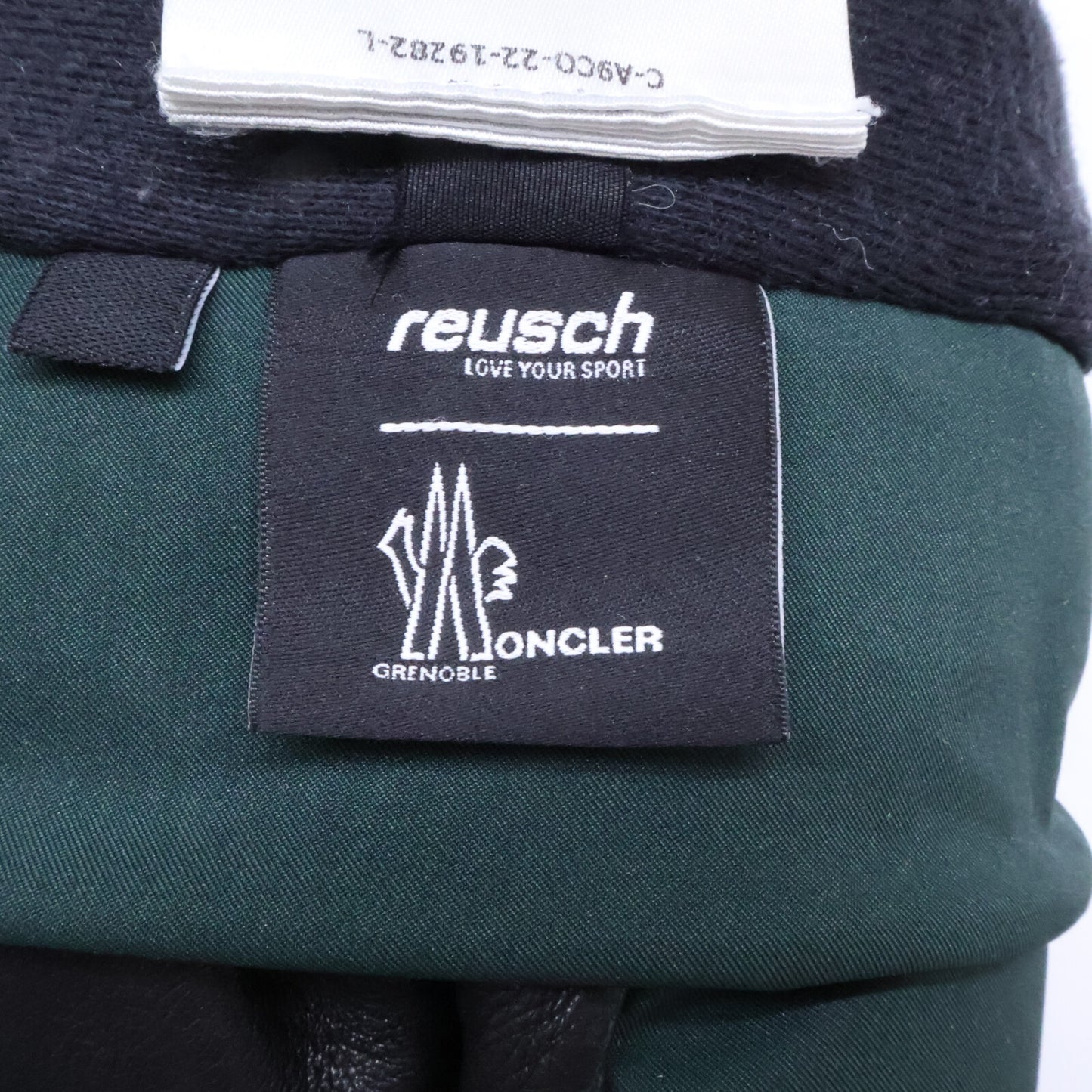 MONCLER モンクレール 【即決/国内正規】23AW I20973A00002 53066 GLOVES GORE-TEX アジャスターベルト グローブ