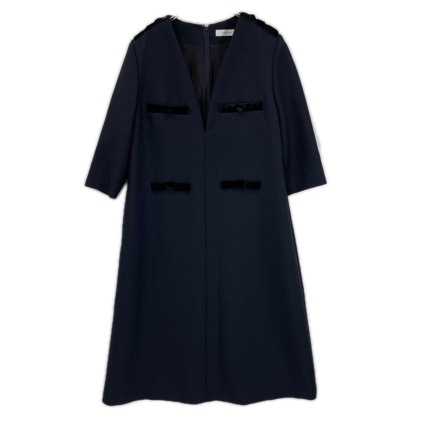ADORE アドーア 531-5240740 25年製 ネイビー ベルベットボタン Vネックワンピース ワンピース