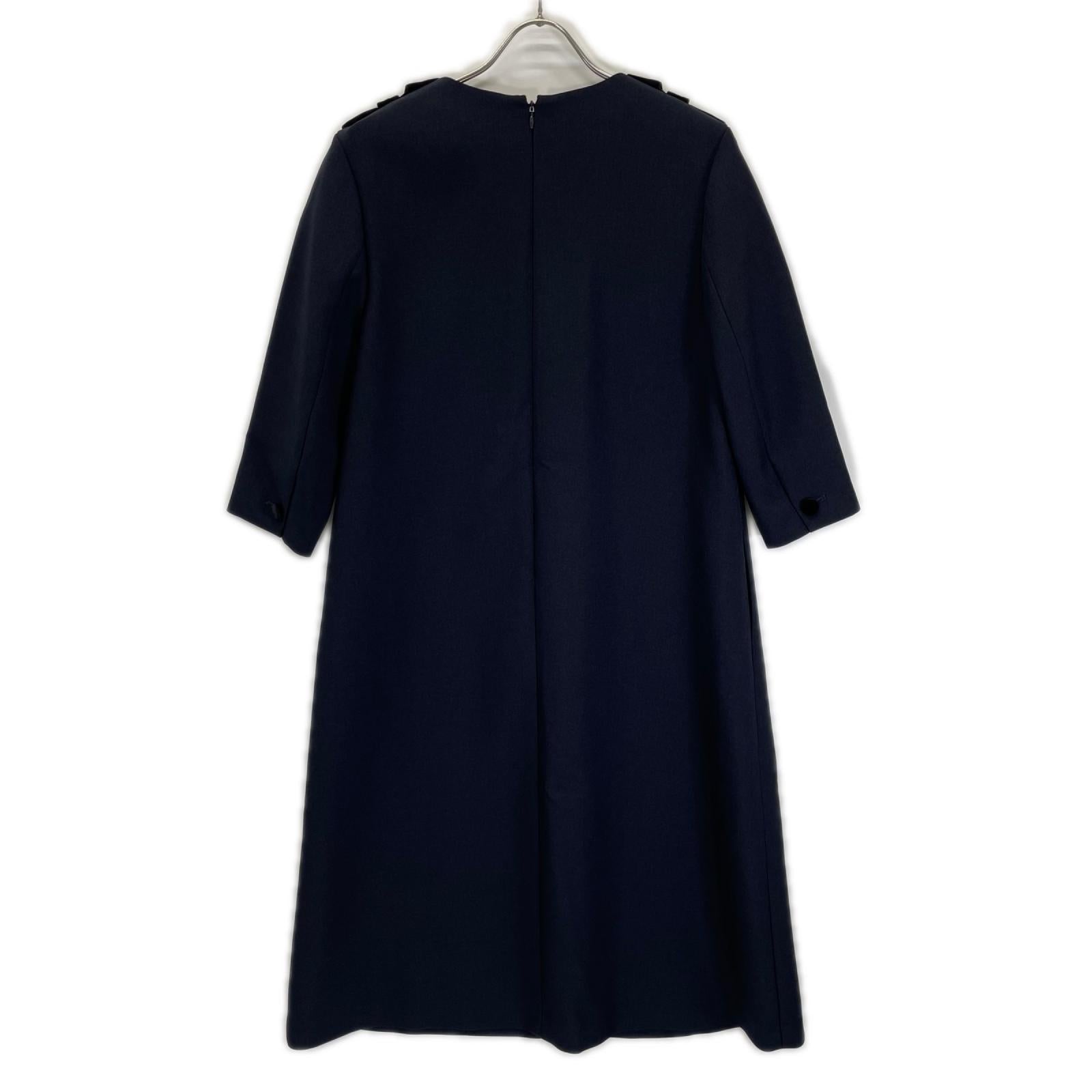 ADORE アドーア 531-5240740 25年製 ネイビー ベルベットボタン Vネックワンピース ワンピース