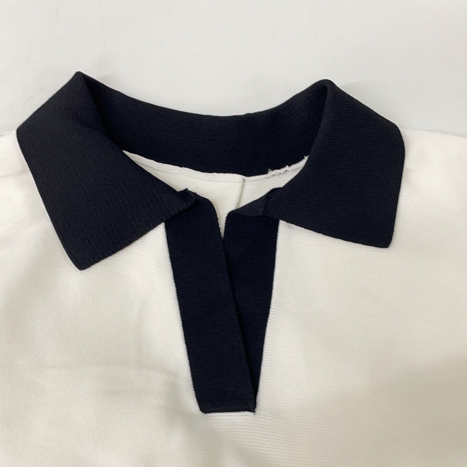 ADORE アドーア 531-6170332 26SS ホワイト バイカラーポロニット トップス
