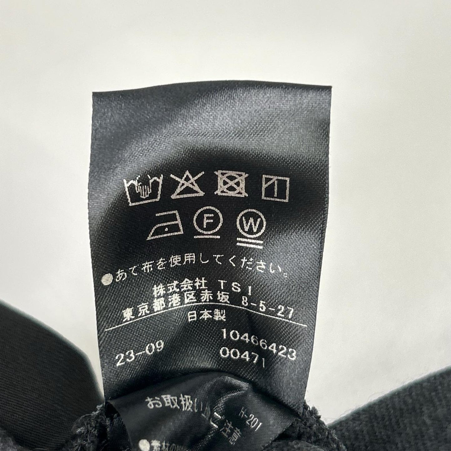 ADORE アドーア 531-3210114 ブラック コンパクトダブルフェイスブラウス トップス