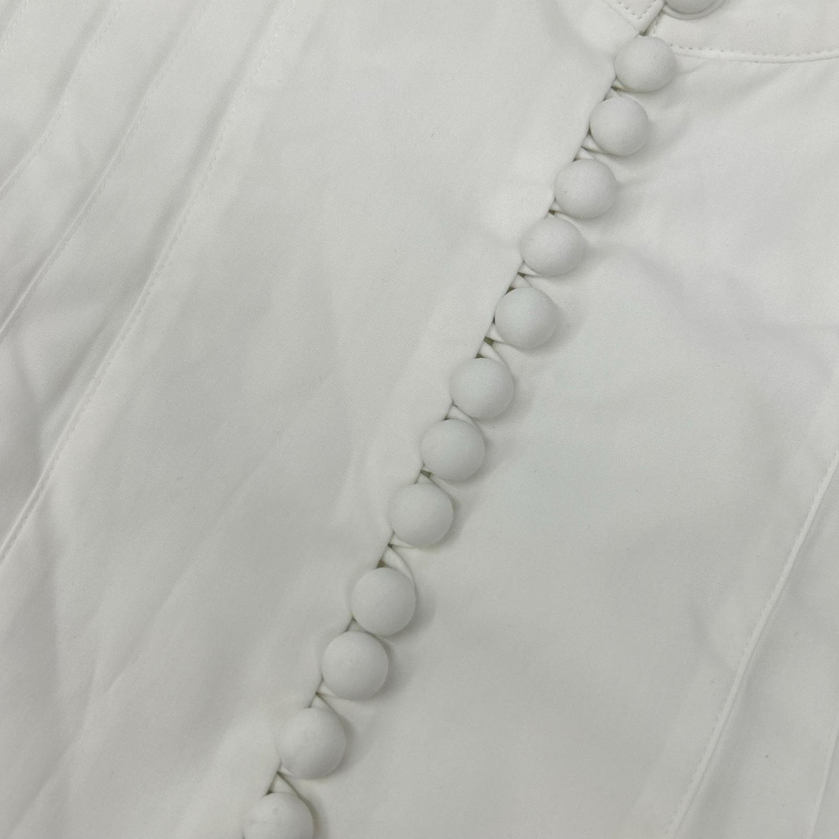 ADORE 531-1110507 white high-count broadcloth blouse