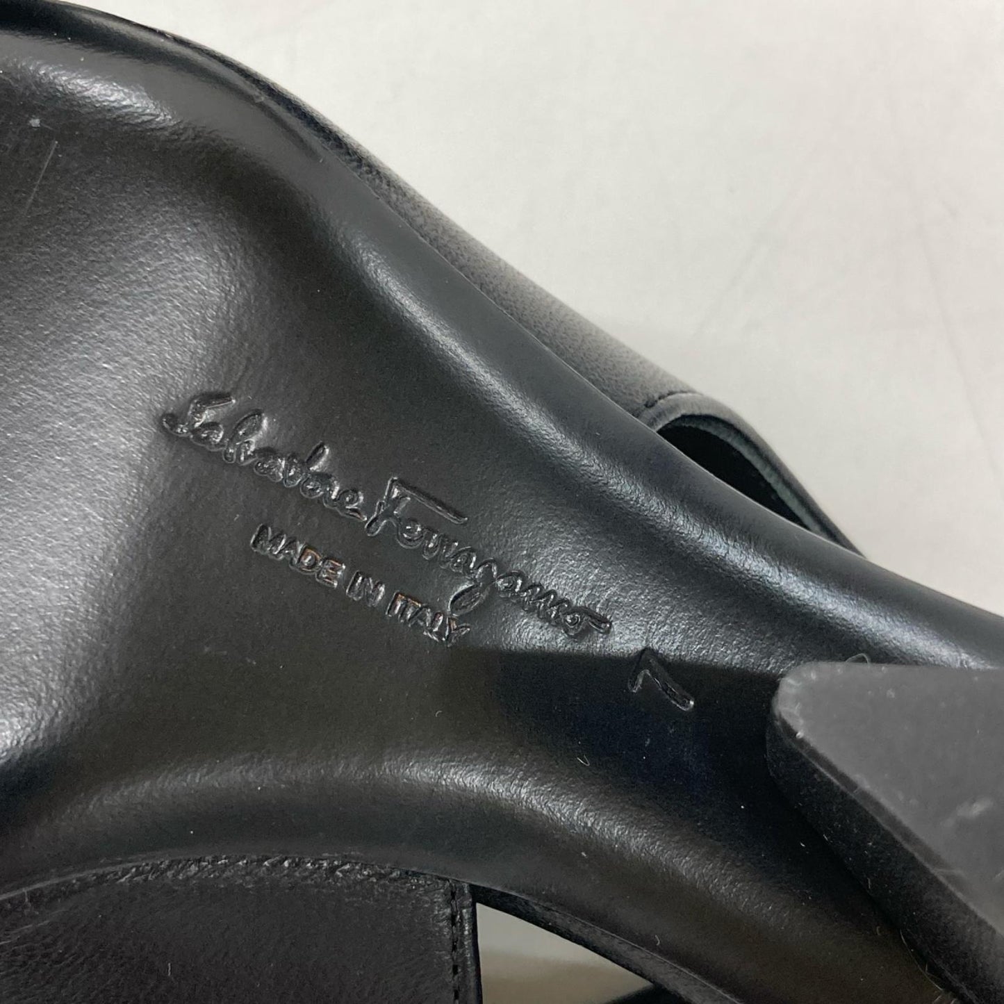 SalvatoreFerragamo サルバトーレフェラガモ 【美品】VIVA ヴィヴァ ヴァラリボン ポインテッドトゥ スリングバック パンプス シューズ