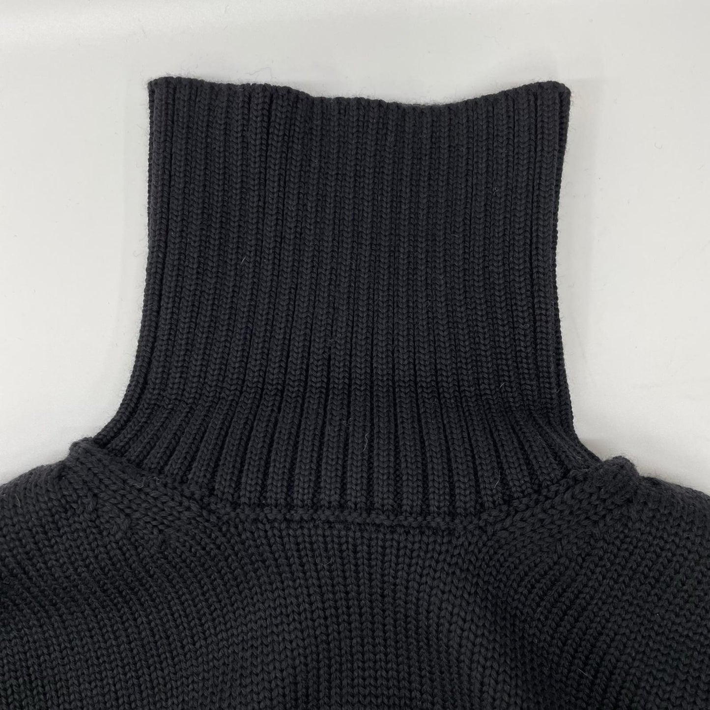 ROBERTO COLLINA ロベルトコリーナ ブラック ハイネック プルオーバーニットトップス トップス