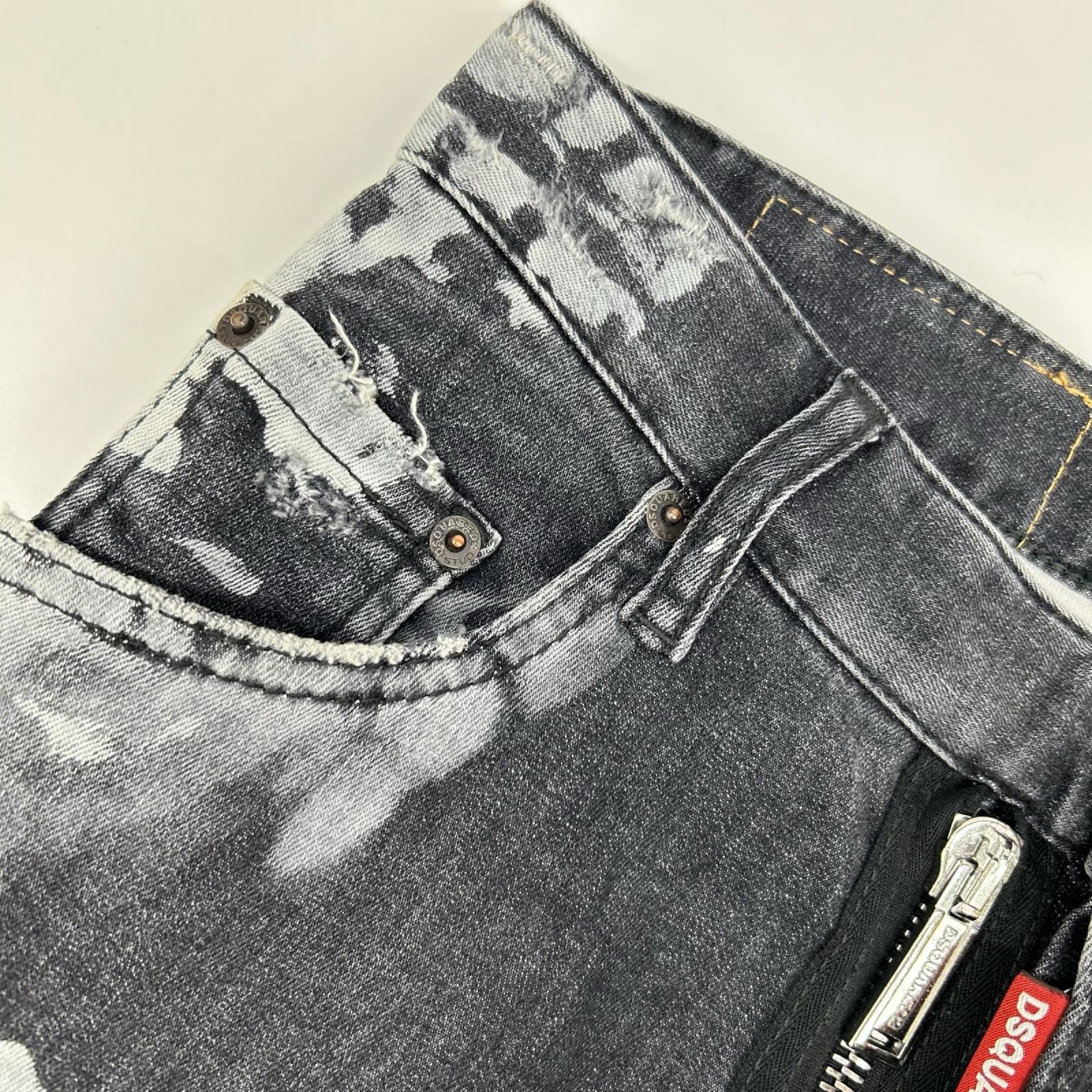 DSQUARED2 ディースクエアード 22AW S71LB1048 グレー×ホワイト SUPER TWINKY/スーパートゥインキー リペア/ペイント加工 デニムパンツ ボトムス