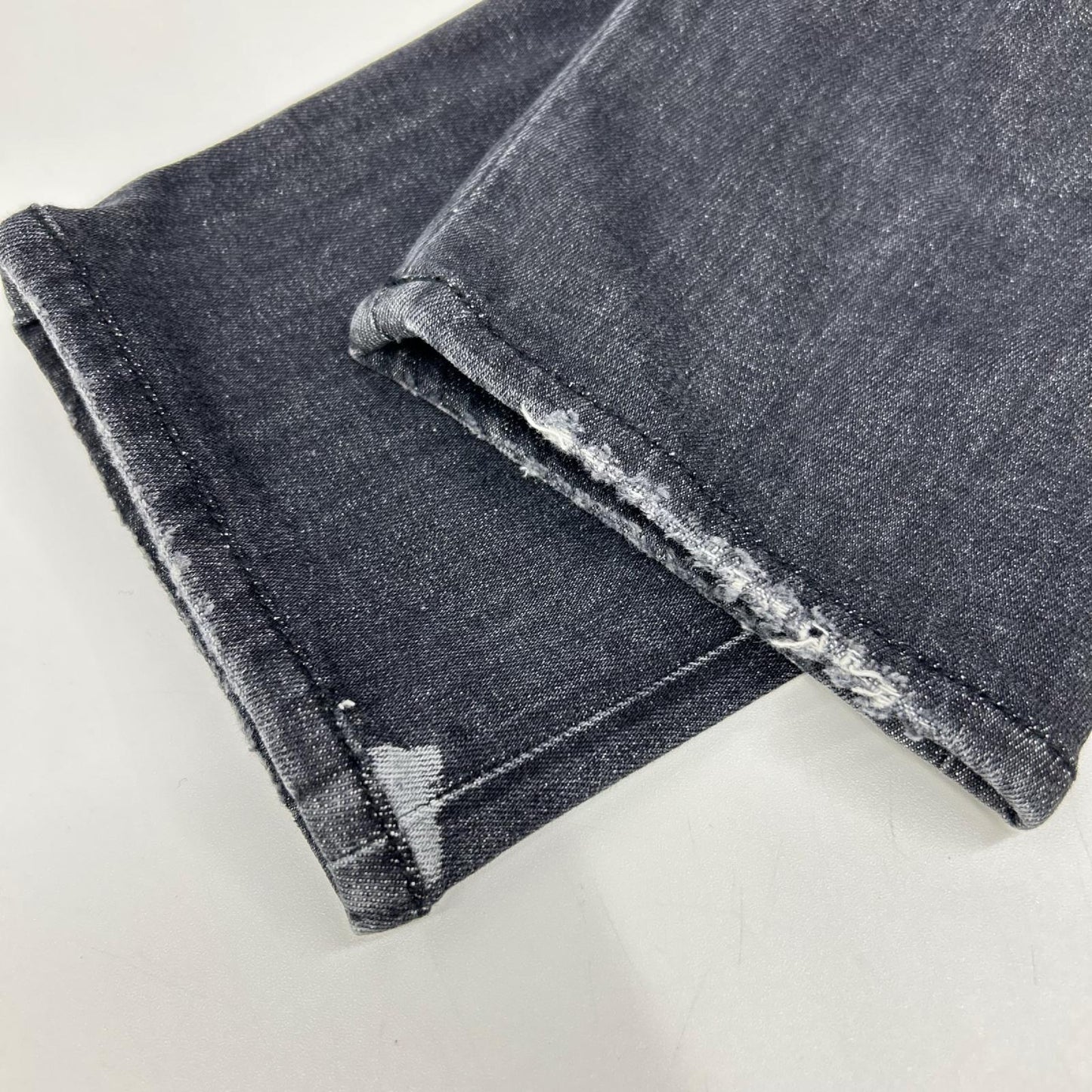 DSQUARED2 ディースクエアード 22AW S71LB1048 グレー×ホワイト SUPER TWINKY/スーパートゥインキー リペア/ペイント加工 デニムパンツ ボトムス