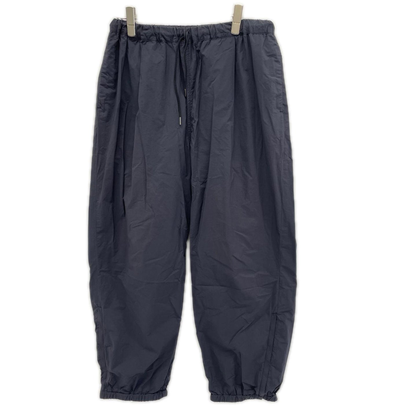 STILL BY HAND スティルバイハンド チャコール コットン×ナイロン ウエストゴム 裾ジップ トレーニングパンツ ボトムス