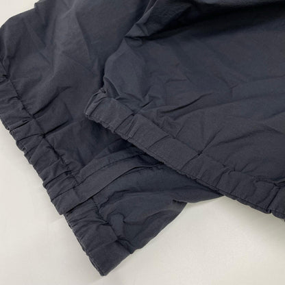 STILL BY HAND スティルバイハンド チャコール コットン×ナイロン ウエストゴム 裾ジップ トレーニングパンツ ボトムス