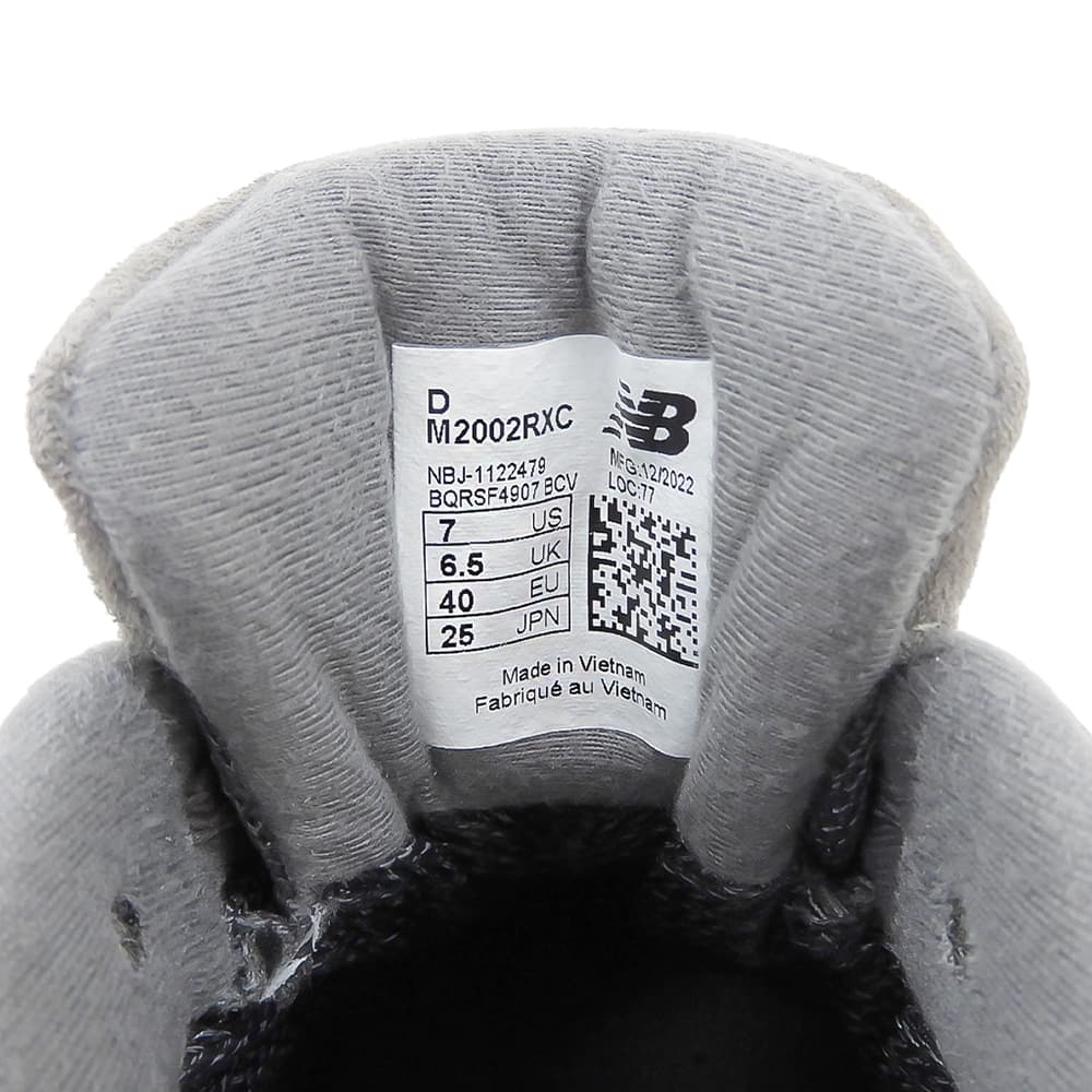 NEW BALANCE ニューバランス 新品同様 スエード ローカット スニーカー シューズ メンズ グレー 25cm M2002RXC シューズ
