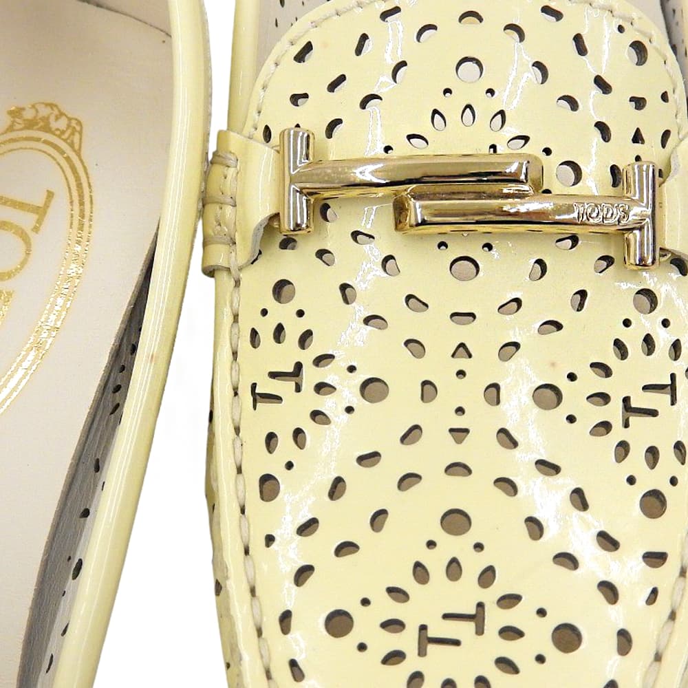 TOD'S トッズ パンチング モカシン ドライビングシューズ レディース クリーム 36 1/2 250602 シューズ