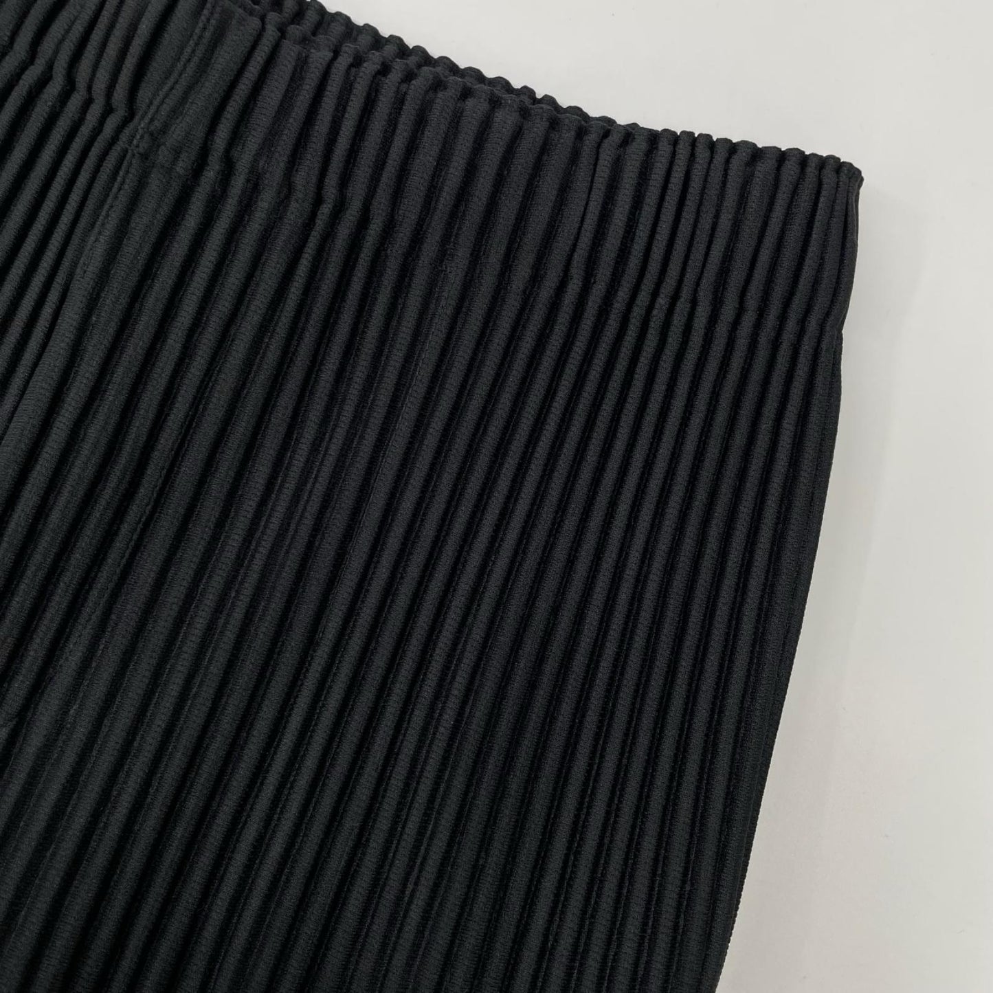 HOMME PLISSE ISSEY MIYAKE オムプリッセ イッセイミヤケ 25AW HP55JF451 ブラック 消しプリーツ加工パンツ ボトムス