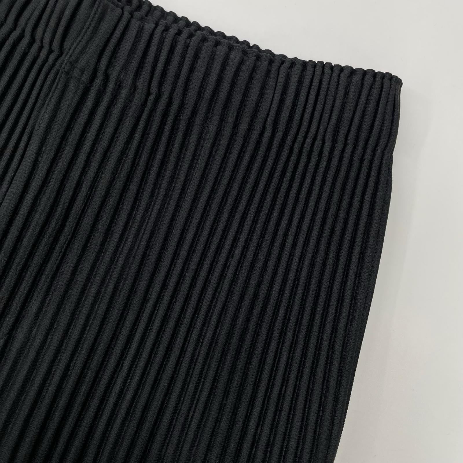 HOMME PLISSE ISSEY MIYAKE オムプリッセ イッセイミヤケ 25AW HP55JF451 ブラック 消しプリーツ加工パンツ ボトムス