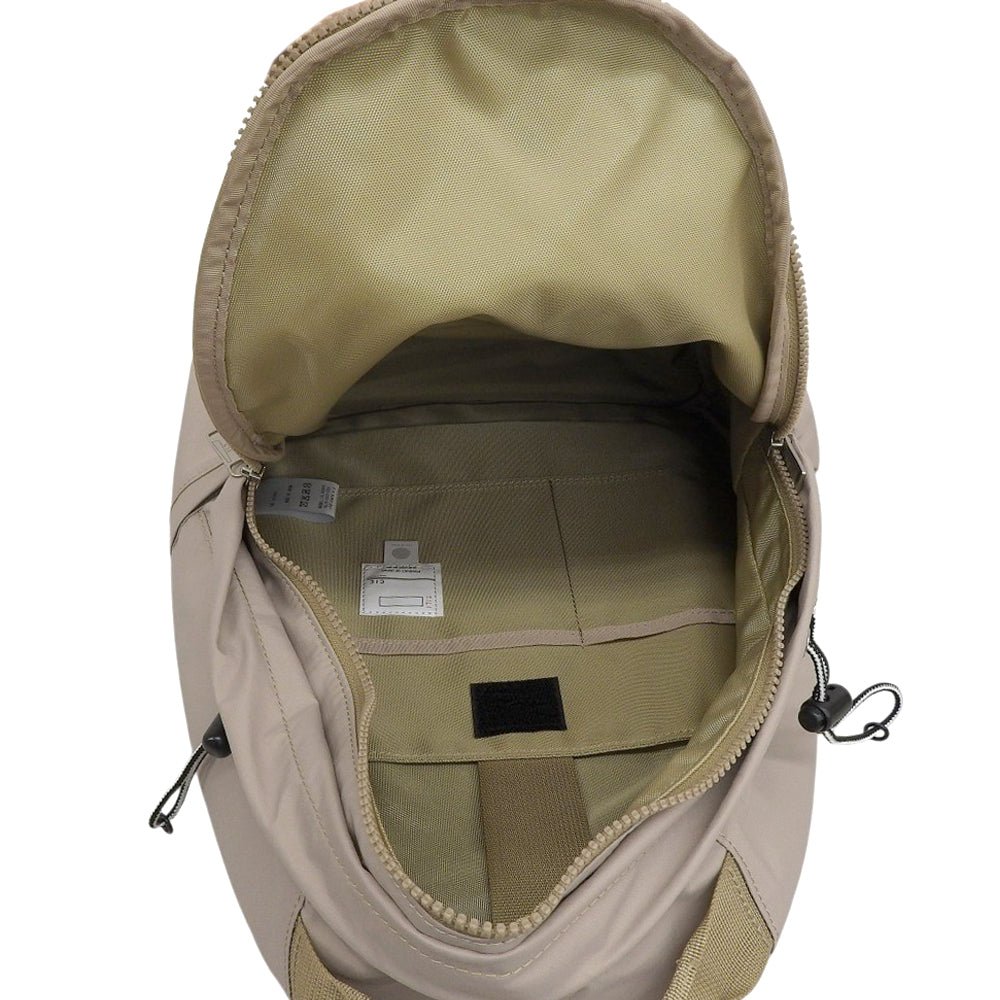 C＋ シー 美品 TENDER-2 DAYPACK ナイロン ミニロゴ バックパック リュック デイパック レディース サンド 042510 リュック バックパック