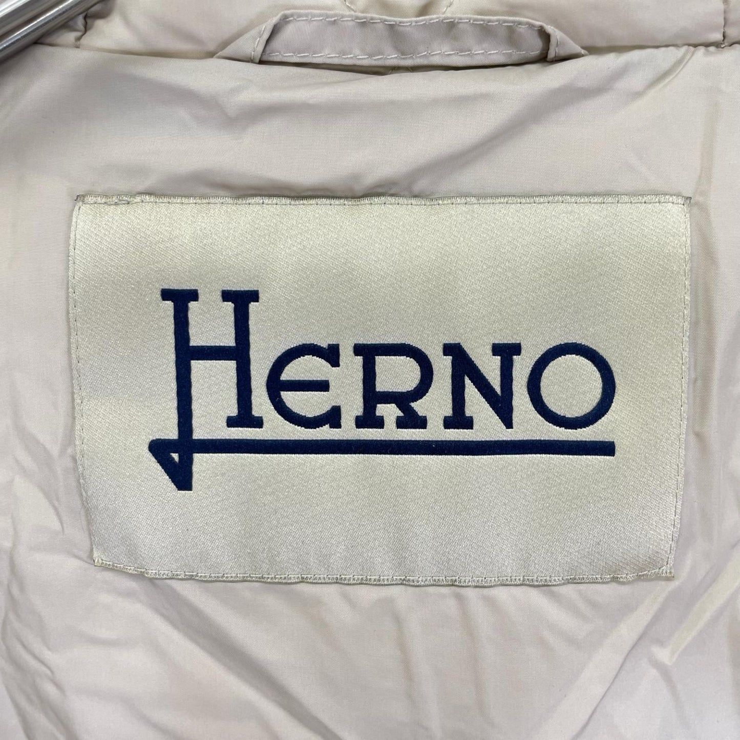 HERNO ヘルノ PI002099D ベージュ ダイヤモンドキルト フーディダウンコート コート