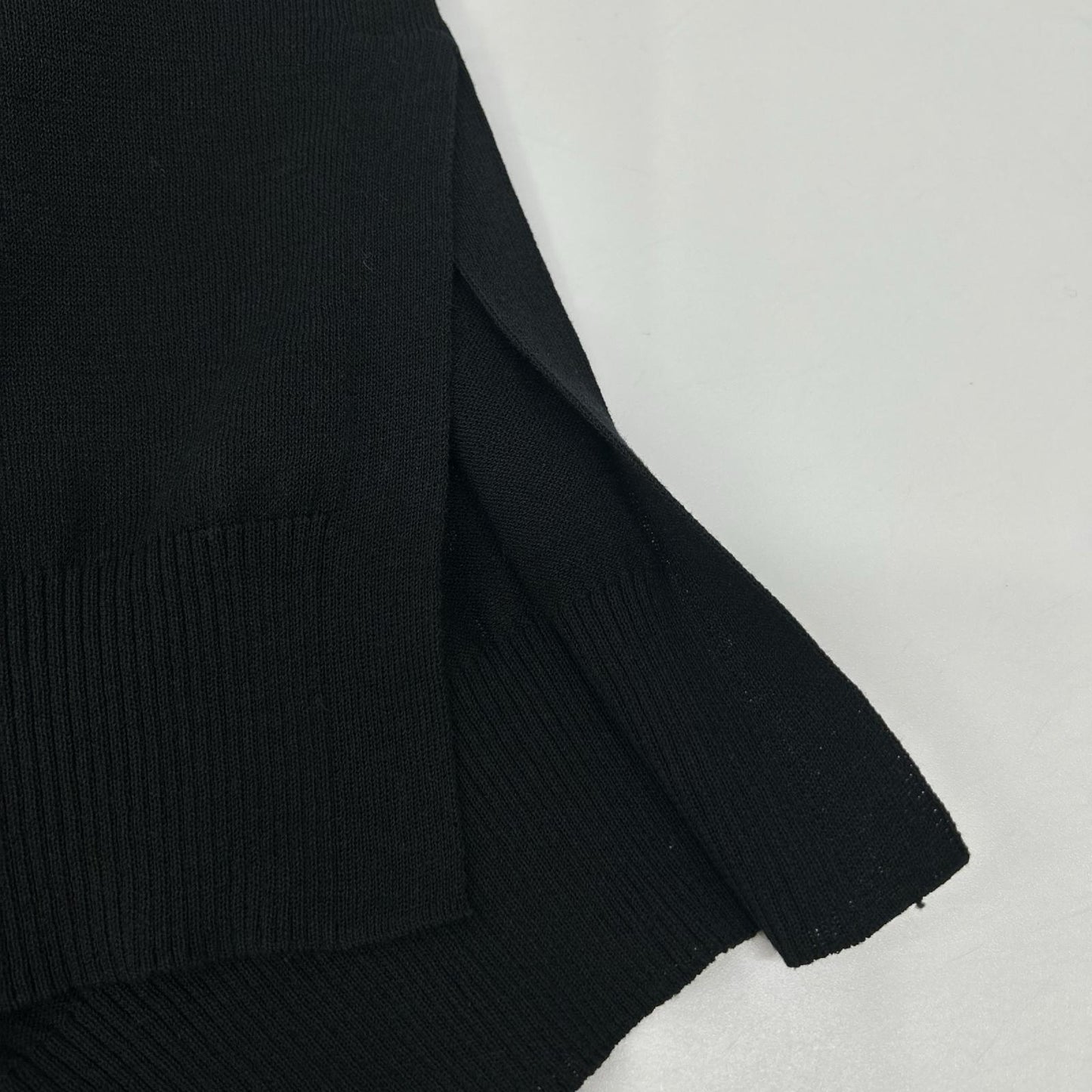 theory luxe セオリーリュクス 03-3101724 ブラック リネン混 サイドスリット ノースリーブニットソー トップス
