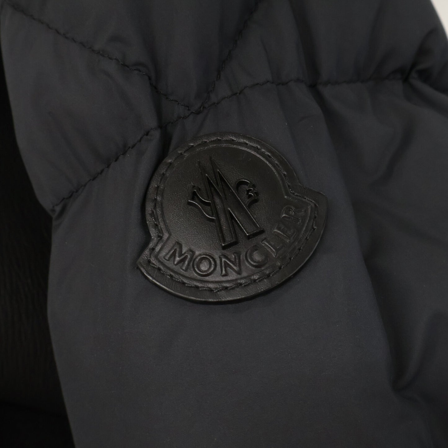 MONCLER モンクレール 【新品同様】ALAYTA アライタ ラムスキンｘナイロン ムートン/ダウン切替ジャケット ジャケット