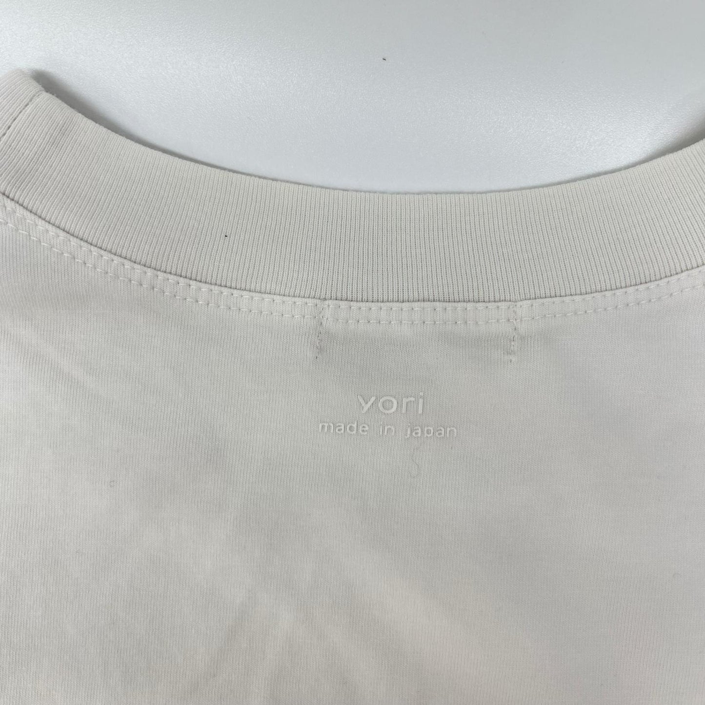 yori ヨリ ホワイト ヘムフリルワイドトップス トップス