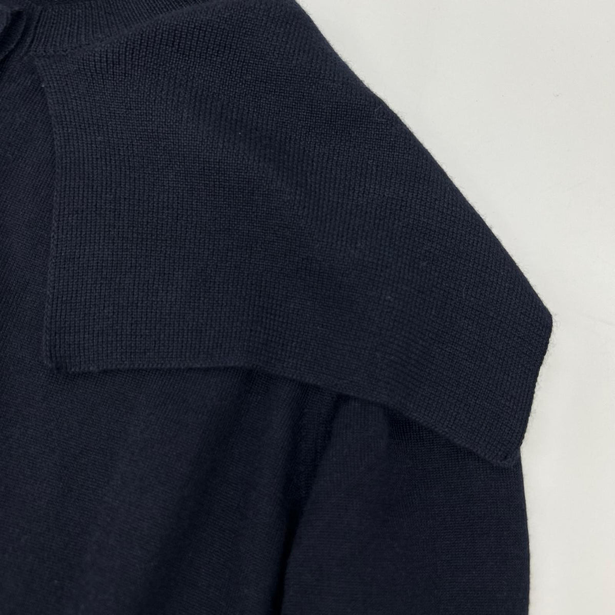 Christian Dior クリスチャンディオール 114T25AM105 ネイビー カシミヤ×シルク Bee刺繍 セーラーカラー ハーフボタンニットプルオーバー トップス